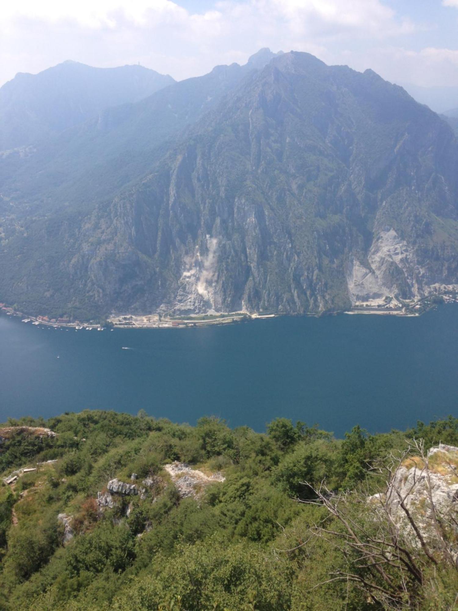 Montebello Lake Lecco Eksteriør billede